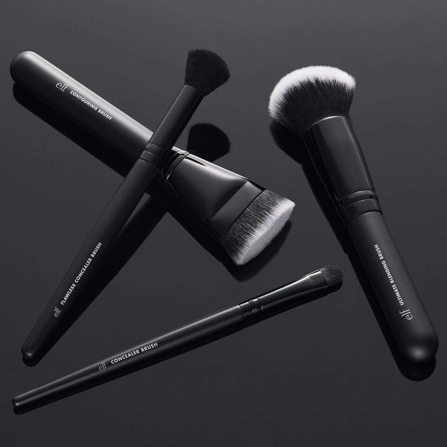 foundation-and-concealer-brush-set-n3 12142020_ComplexionPerfection-FaceBrush_0028_FocusBracket-MAIN_V2_IGF.jpg