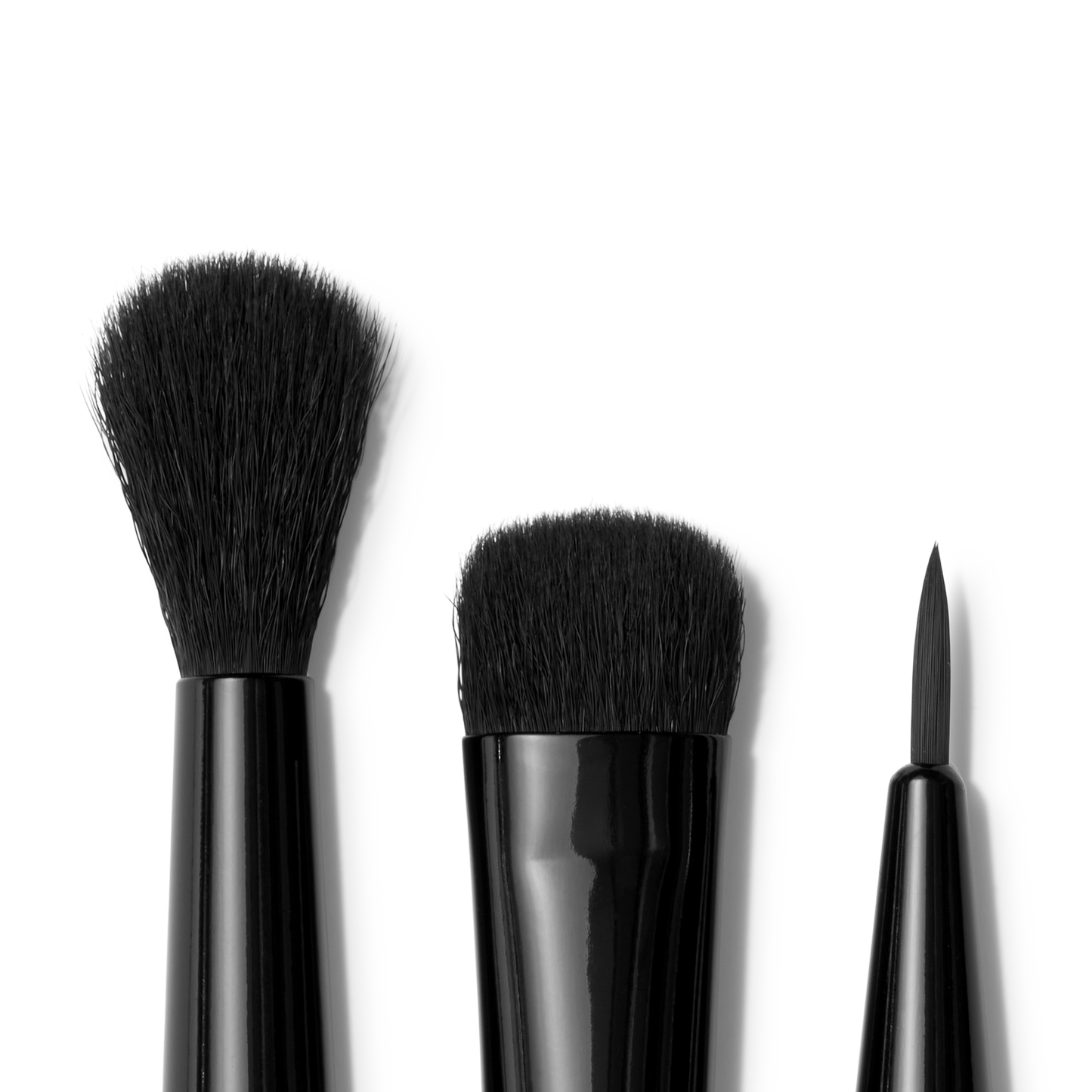 no-budge-eye-brush-set-q8 81728_Macro_R.png