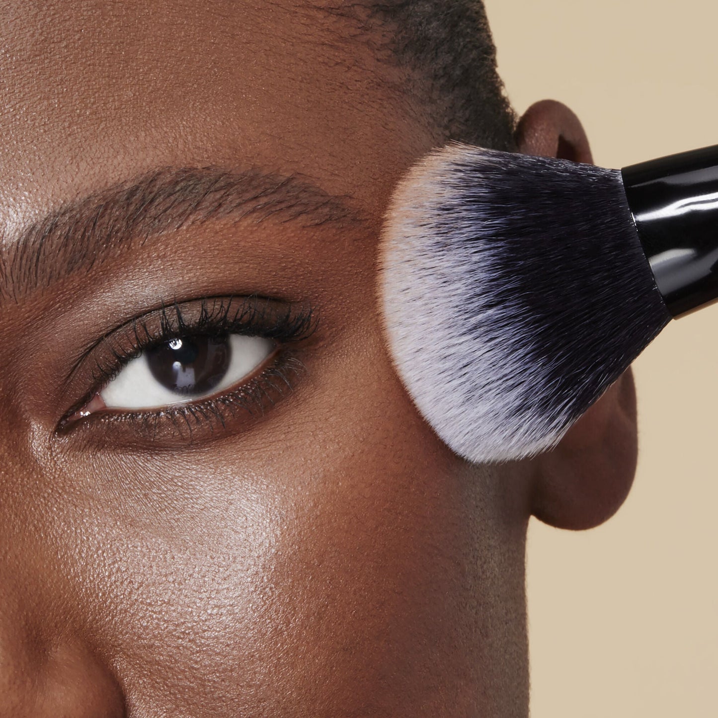 cream-and-powder-face-brush-b8 85352_CREAM_POWDER_FACE_BRUSH_DJ_0197.jpg