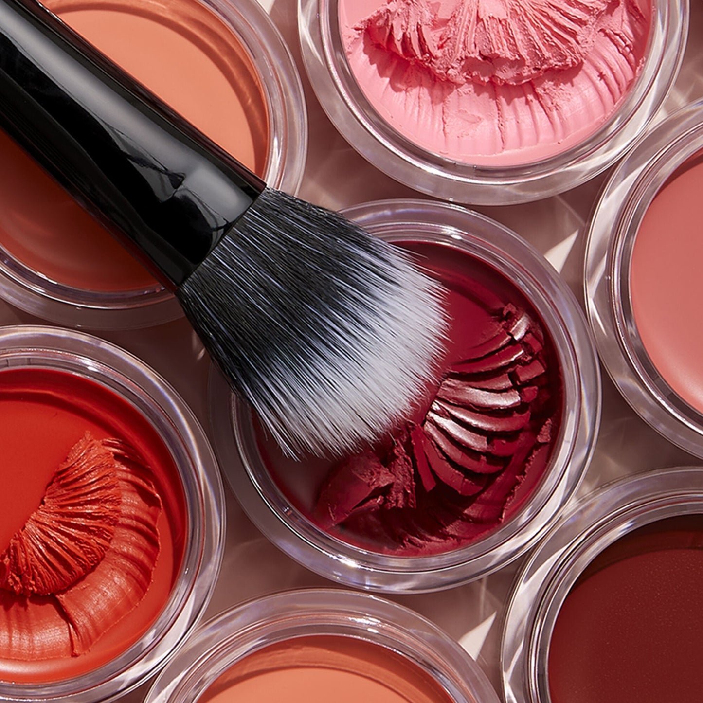 putty-blush-brush-y3 011321_PuttyBlush-Brush_V2_COMP_Final_IGF2.jpg