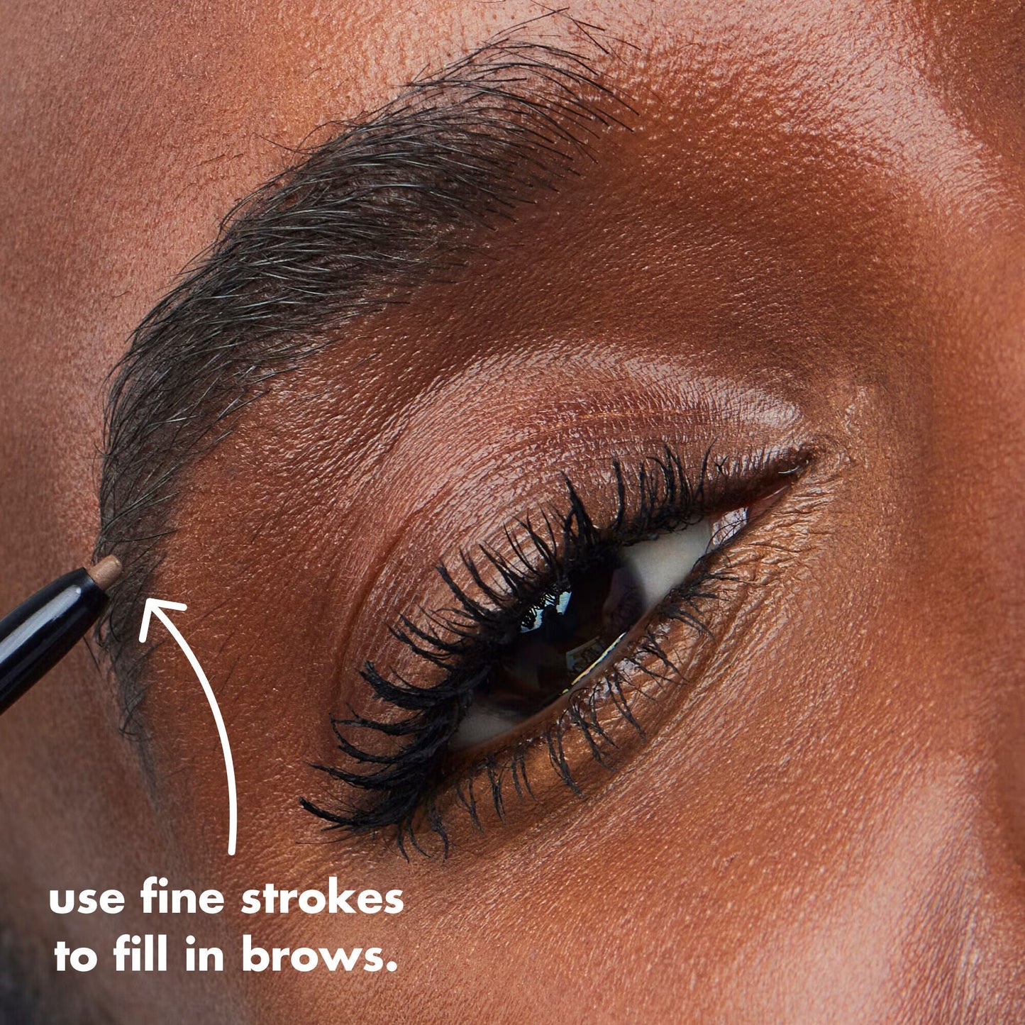 ultra-precise-brow-pencil-i2 0326_EDU_UltraPreciseBrowPencil_HowTo1_332a832e-07f8-4fbe-8409-141c15ce466c.jpg