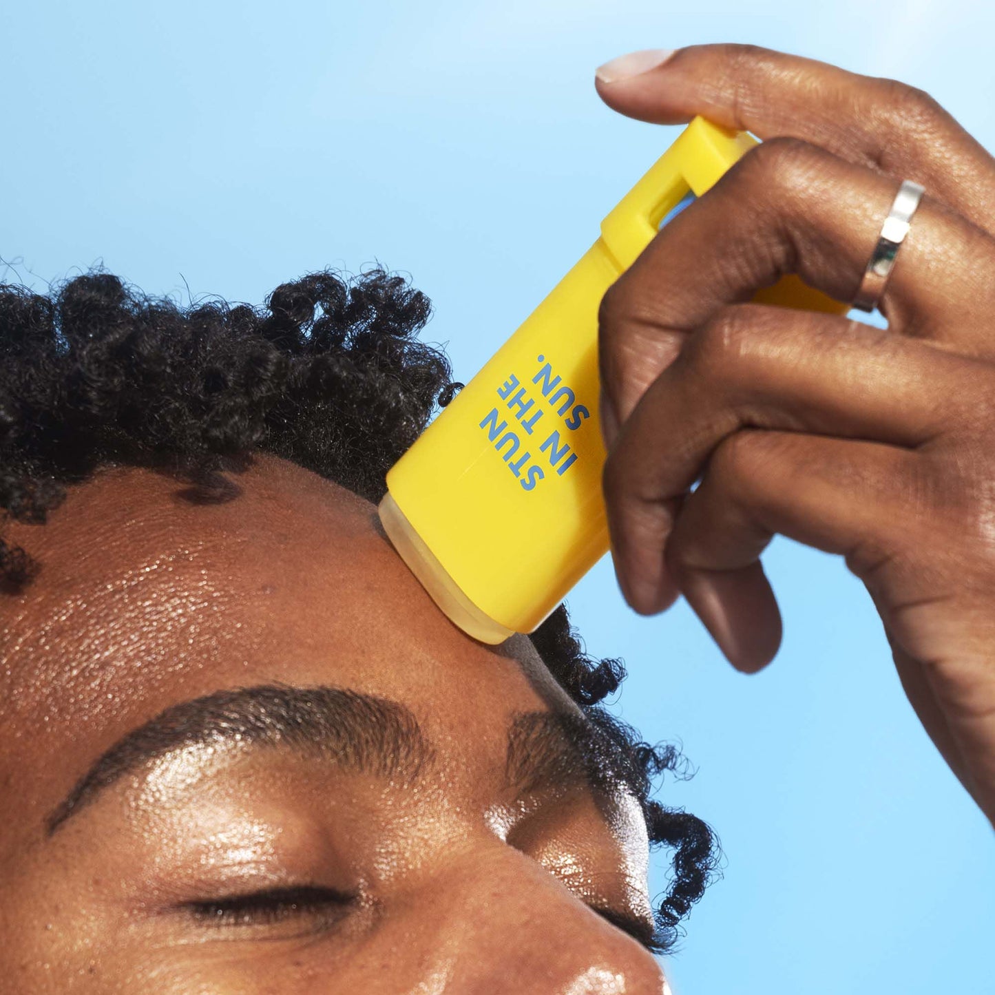 suntouchable-invisi-stick-spf-50-a2 060624_Mikel_InvisiStick_0107_v2_IGF.jpg