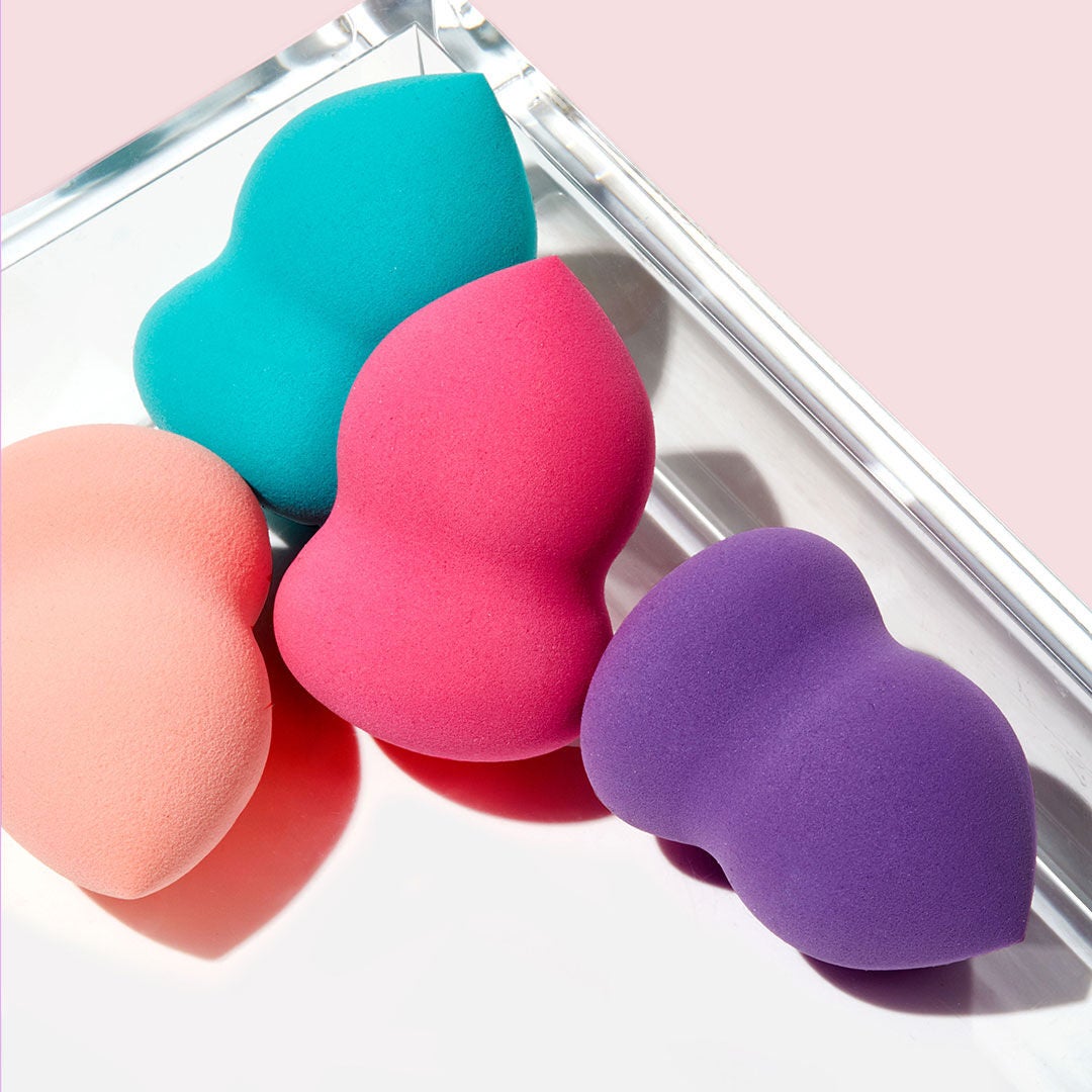 blending-sponge-peach-b0 0619_SocialIGF_Sponges4.jpg