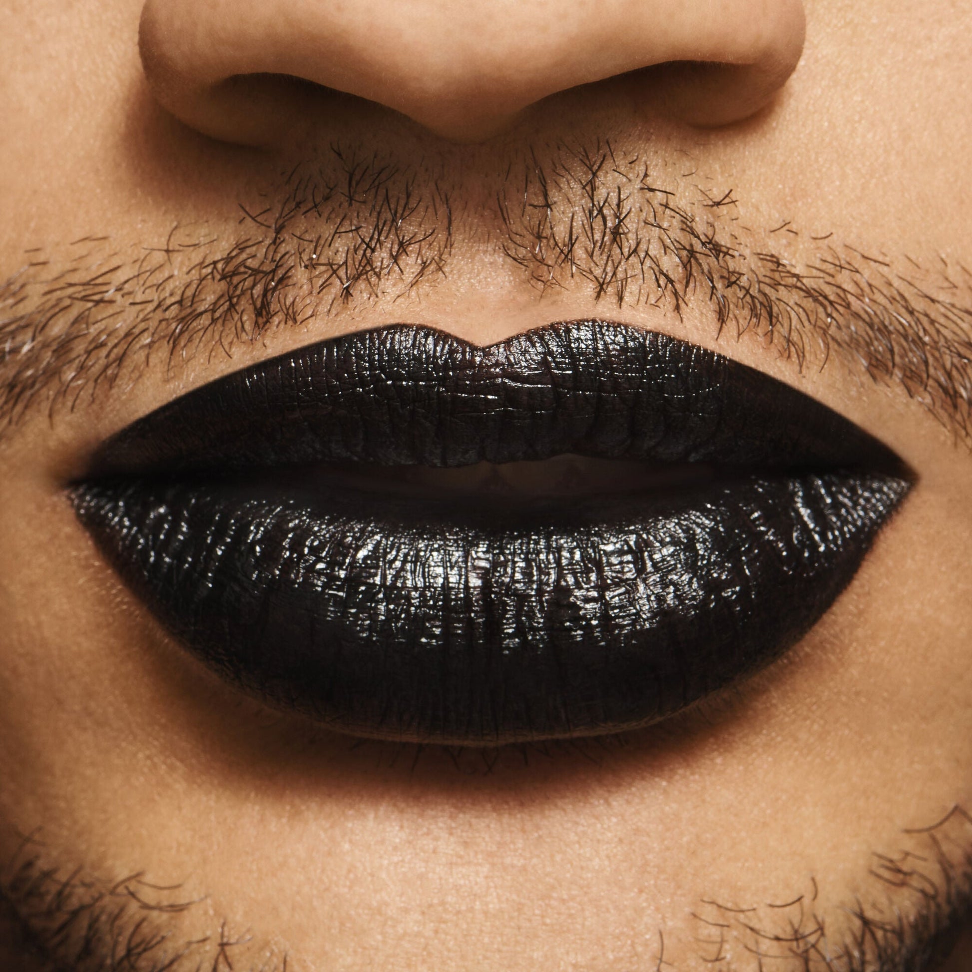 o-face-satin-lipstick-s1 071122_OF_Bryson_V4_0032_FINAL_RGB_IGF.jpg