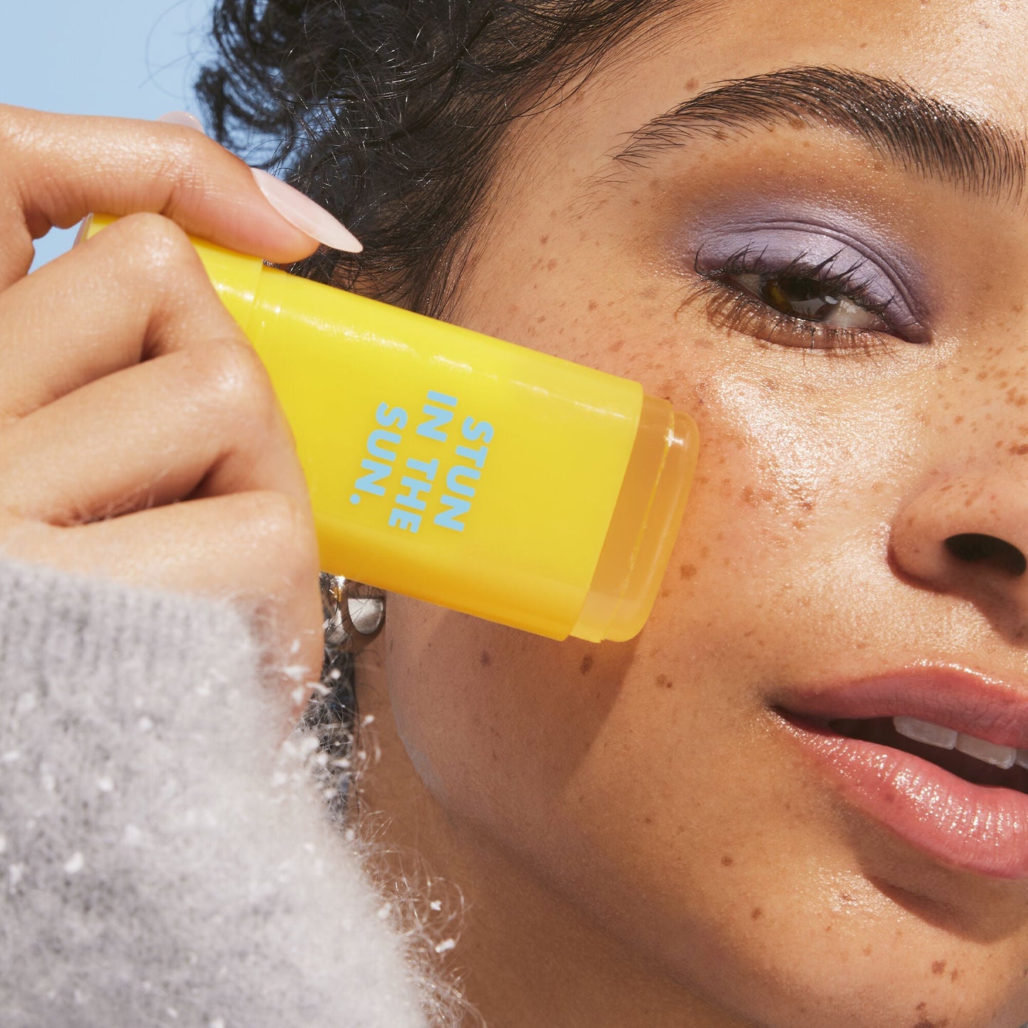 suntouchable-invisi-stick-spf-50-a2 091924_Aiyana_Sunwich2_2468_FINAL_RGB_IGF2.jpg