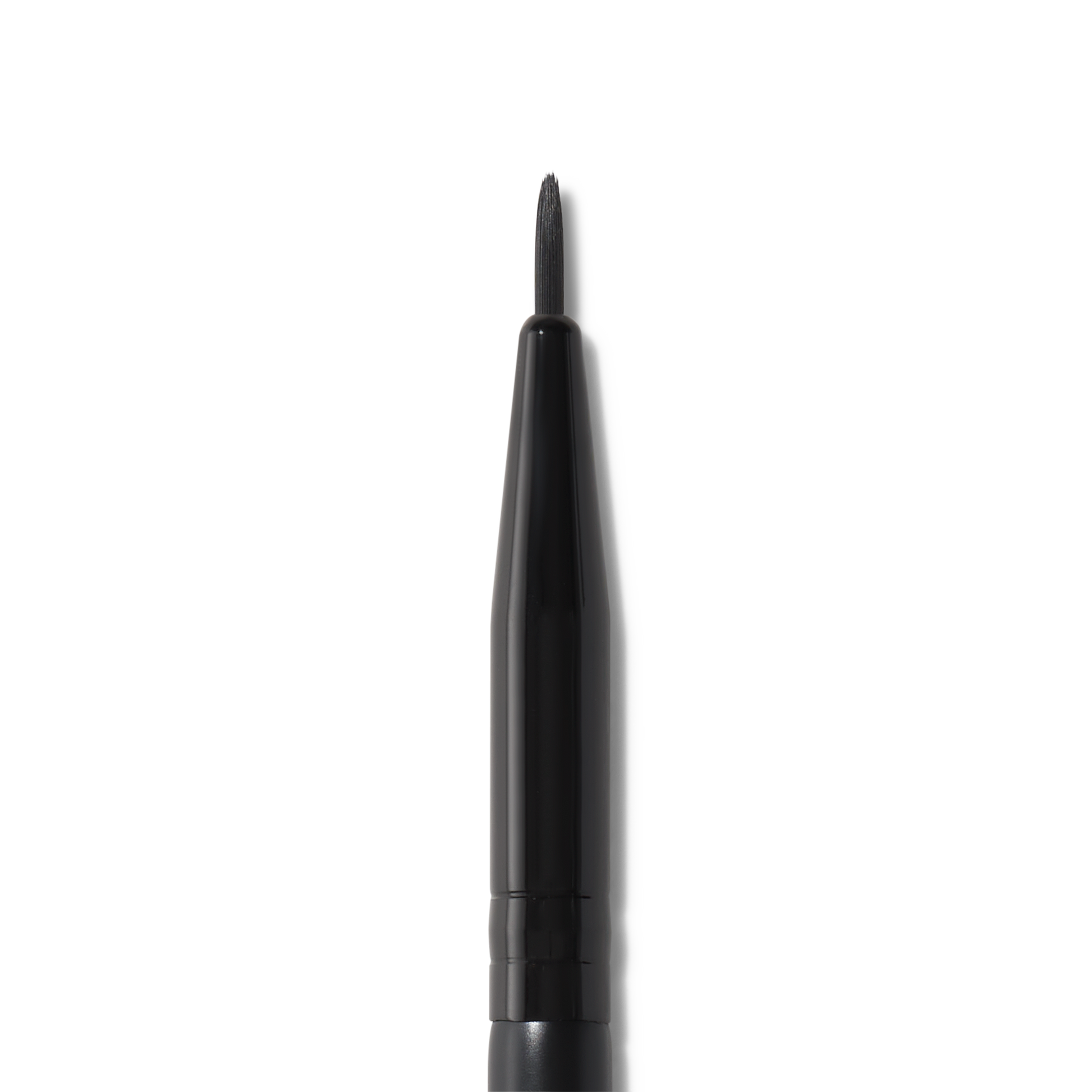 ultra-fine-eyeliner-brush-m4 81915_detail_R.png