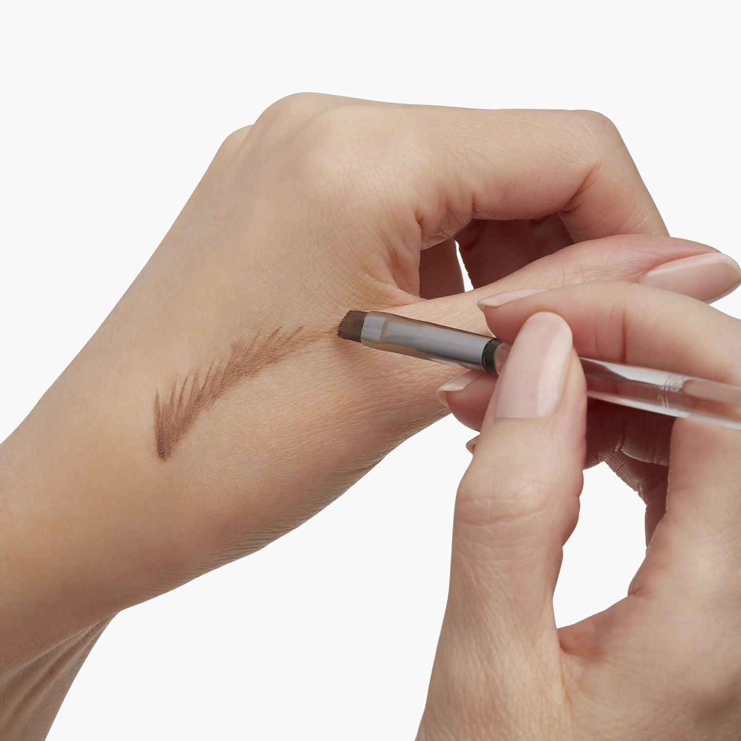 precision-dual-sided-eyebrow-brush-o3 85315_PrecisionDualSidedEyebrowBrush_Model_V2.jpg